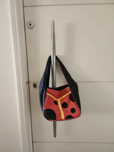 Bolsa de mão joaninha