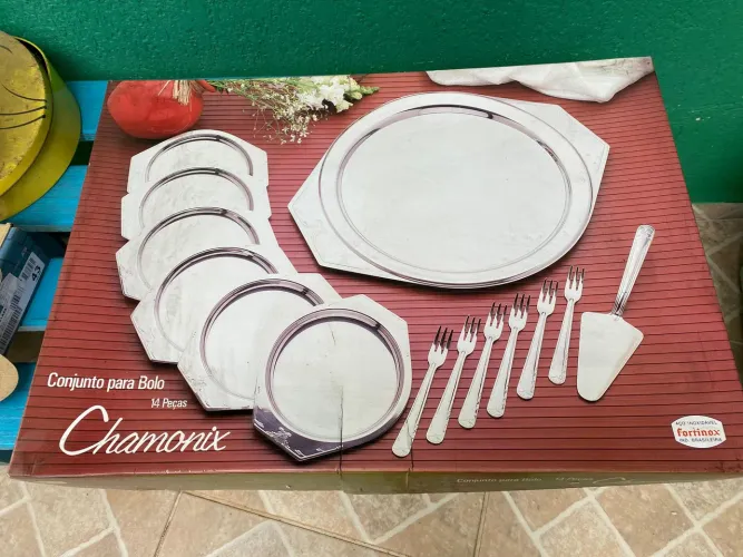 Conjunto para Bolo Chamonix 14 peças
