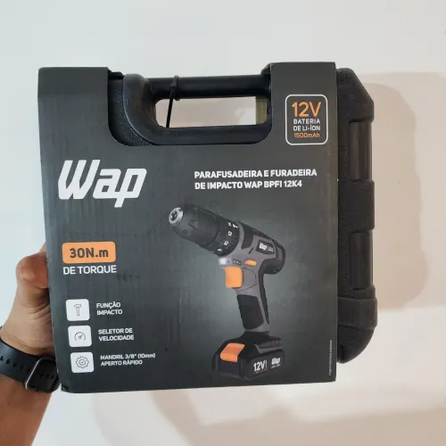 Parafusadeira / furadeira com impacto 12v - lacrada 