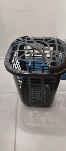 Cesto de roupa suja preto 60 litros