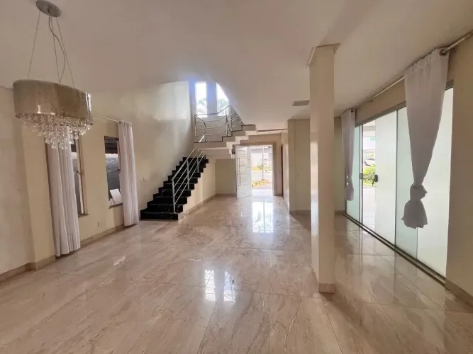 Sobrado Condomínio Jardins Madri