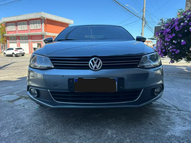Volkswagen Jetta Highline 2.0 TSI 16V 4P Tiptronic 2013