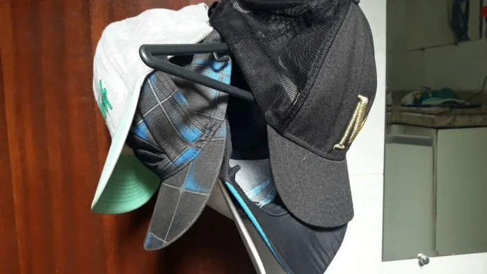 KIT 3 BONÉS PARA TRABALHAR - Masculino - Ótimo estado e lavados