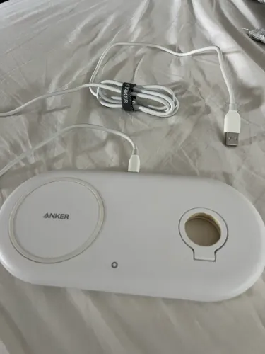 Carregador Anker dois em um Apple Watch e wireless 