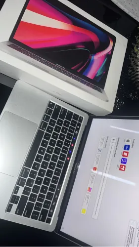 macbook pro m1 2020