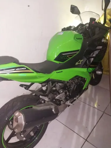 Ninja KRT, verde, única dona