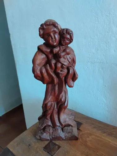 Escultura em madeira Santos Antônio