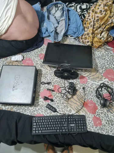 Computador completo monitorar e CPU em bom estado 