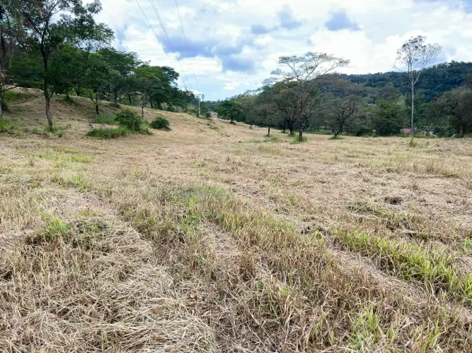 Terreno de 20 mil metros 