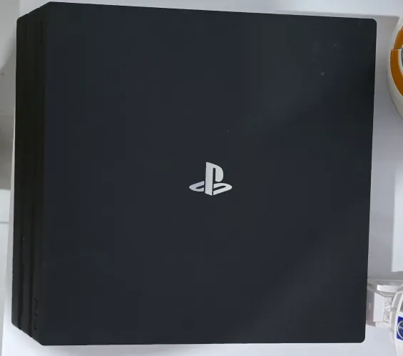 PS4 PRO