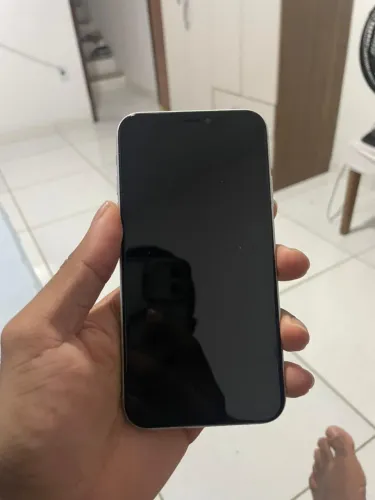 IPHONE XR 64 GB COM DEFEITO 