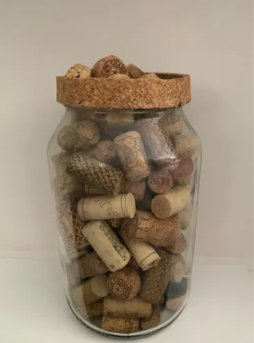 vidro decorativo grande com rolhas diversas  - grande