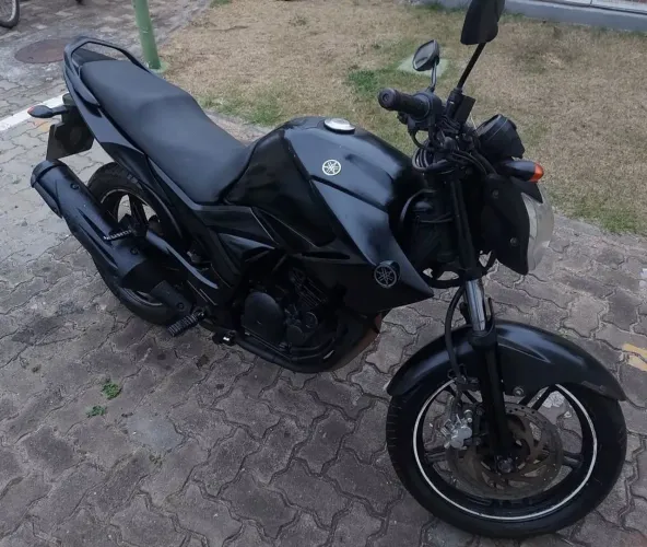 Fazer 250cc 2013/2013 Vendo ou Troco por MT03 e Volto