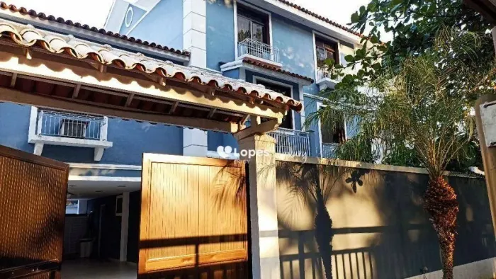Casa com 6 quartos à venda, 221 m² por R$ 2.500.000 - Barra da Tijuca - Rio de Janeiro/RJ