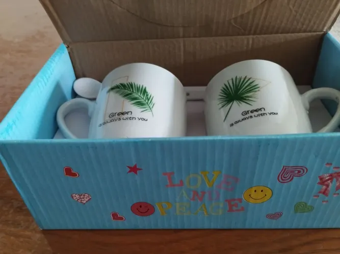 Jogo de xícaras de porcelana 