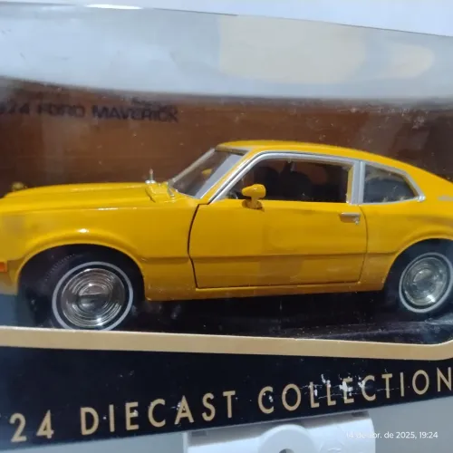 Ford Maverick 1974 - Die Cast 1/24