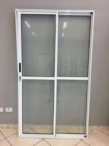 PORTA SACADA 2 FOLHAS COM FECHADURA 2,10 X 1,50 - A PARTIR DE R$ 1.040,00