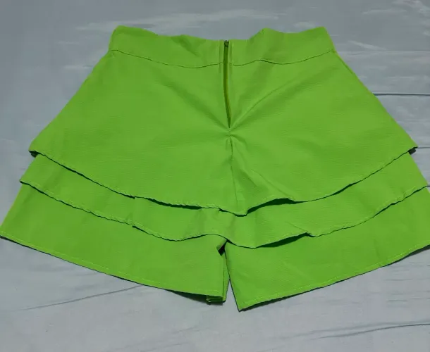 Short saia tamanho M