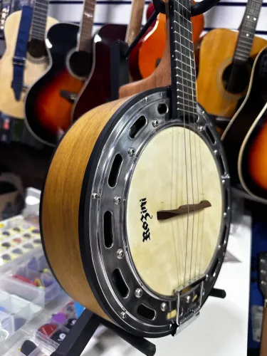 Banjo Rozini elétrico