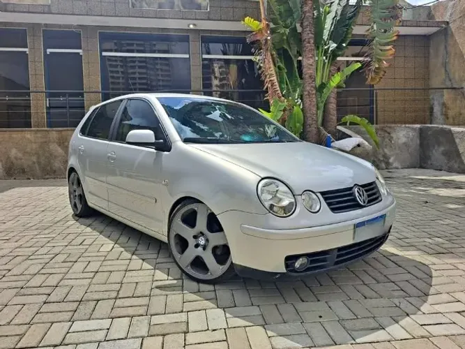Volkswagen Polo (financio e parcelo via boleto)