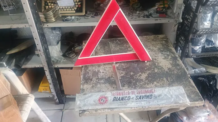 TRIÂNGULO BIANCO SAVINO ORIGINAL DO FUSCA ITAMAR GOL VOYAGE PARATI