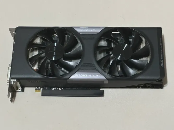Placa de Vídeo EVGA GTX 760 acx 2gb testada