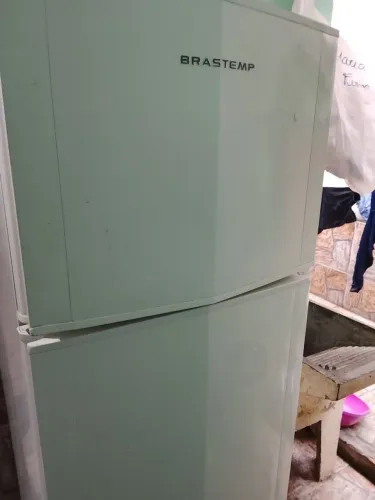 Vendo geladeira frios frir.brastemp aceito cartão pix