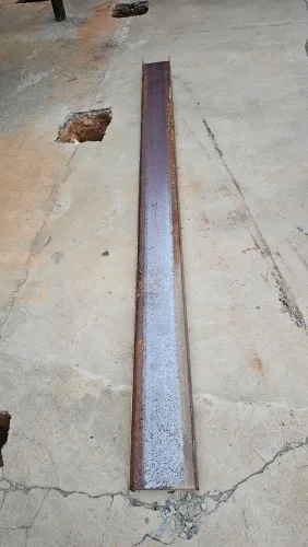 VENDE-SE VIGA EM "I"