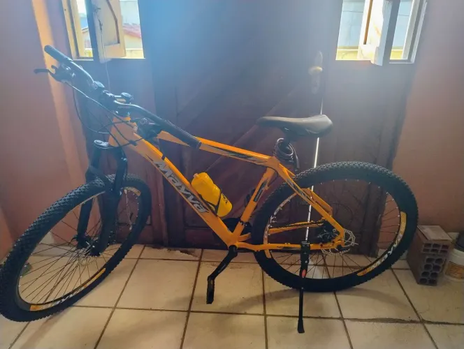 Bicicleta Aro 29, Foi usada poucas vezes em estado de Nova.