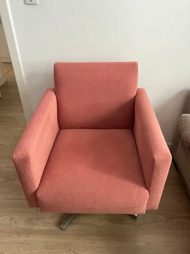 Poltrona giratória rosa antigo