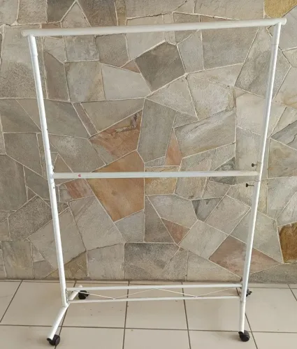 Arara de roupas