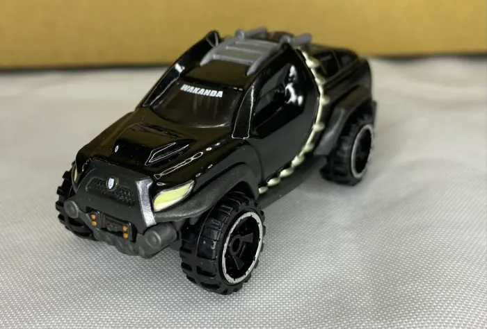 Hot Wheels Character Cars Pantera Negra