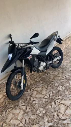 Honda XRE300 ABS