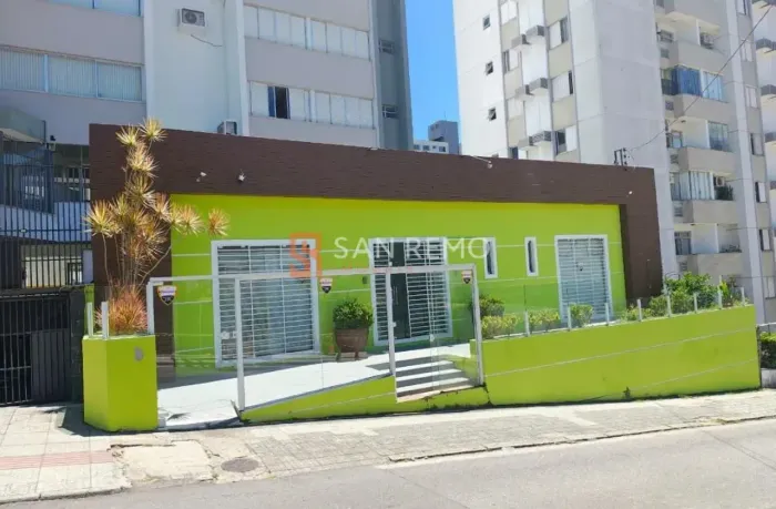 Loja para locação no Centro de Florianópolis com 91.21m²