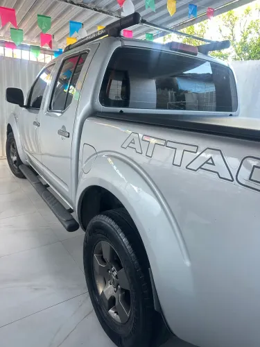 Nissan Frontier LE Attack CD 4X4 2.5 TB Die.aut 2013