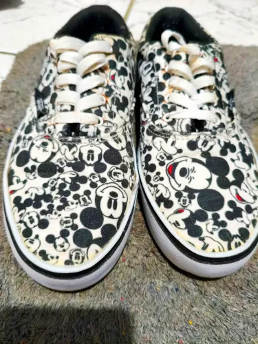 Vans Original Disney Mickey Mouse -  edição Especial