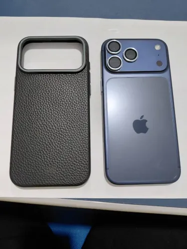Vendo IPhone 17 Pro Max 512 Gb + AirPod 4