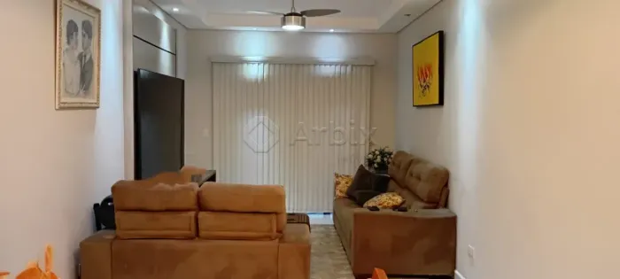 Sobrado à venda no bairro Jardim Dona Regina em Santa Bárbara d`Oeste/SP