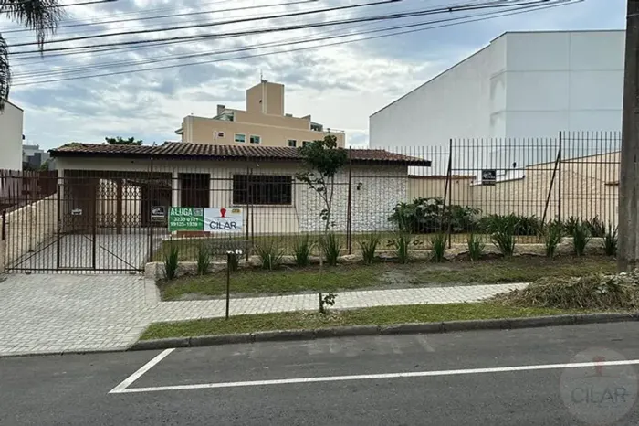 Imobiliária Cilar Aluga Casa Comercial no Ahú com 120m², Ref. 07372.016-CILAR