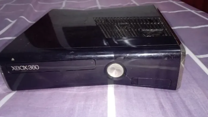 Console Xbox one com defeito.