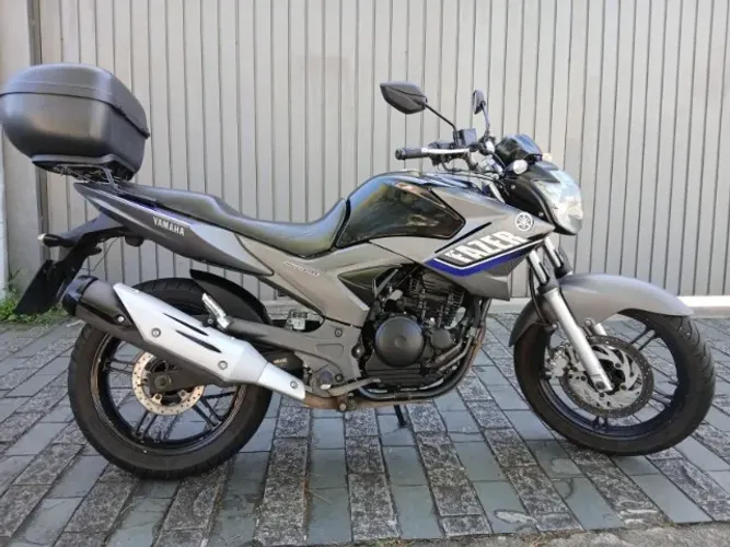 Fazer 250