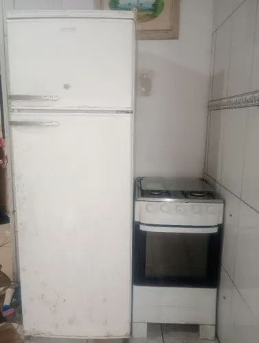 Fogão e geladeira