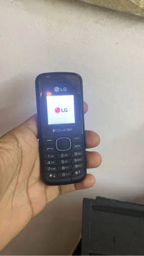 Cel de botão zero no plástico 