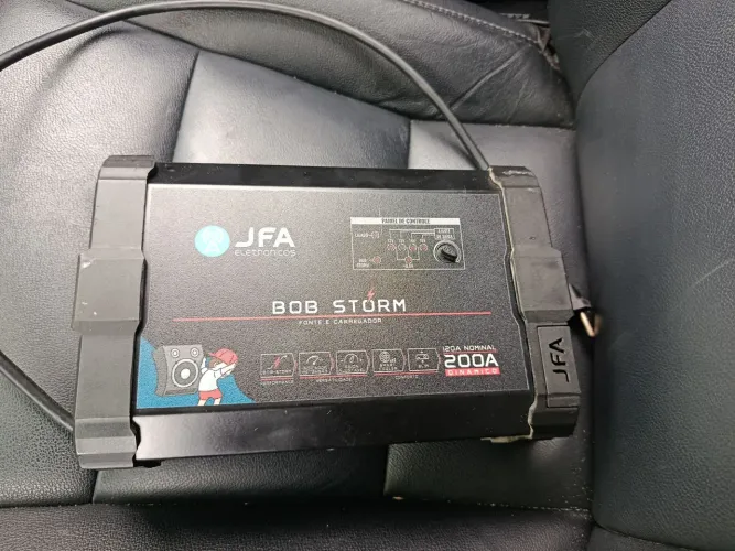 Fonte de som Bob storm 200A