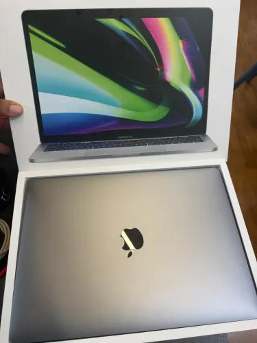 MacBook M2 Pro 8GB 512GB
