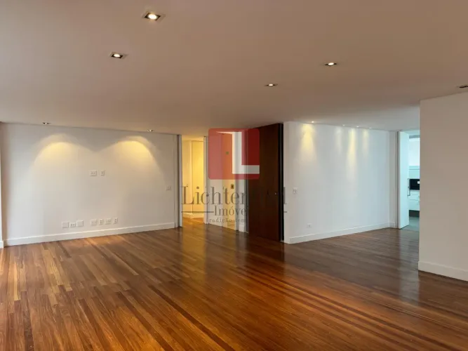 Apartamento à Venda na Consolação SP, 222m², 3 Dorms, 1 Suíte