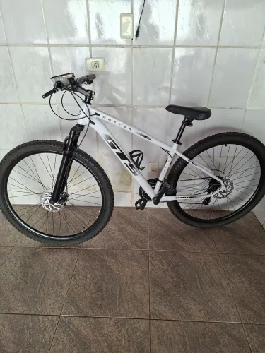 bicicleta, ato 29 Caloi