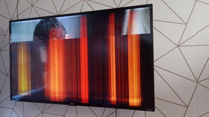 Tv 43 polegadas com defeito no display