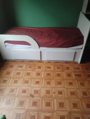 Cama de solteiro com gaveteiro