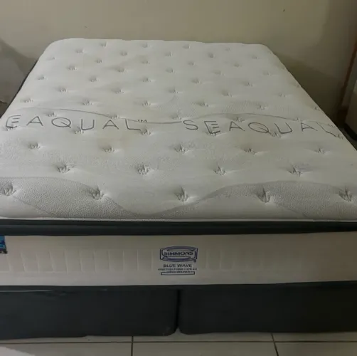 Cama Box Queen